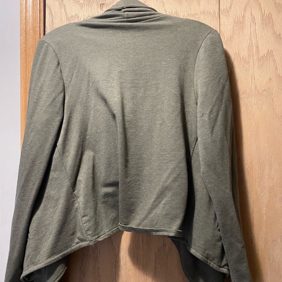 Sweater - Picture 2 of 3